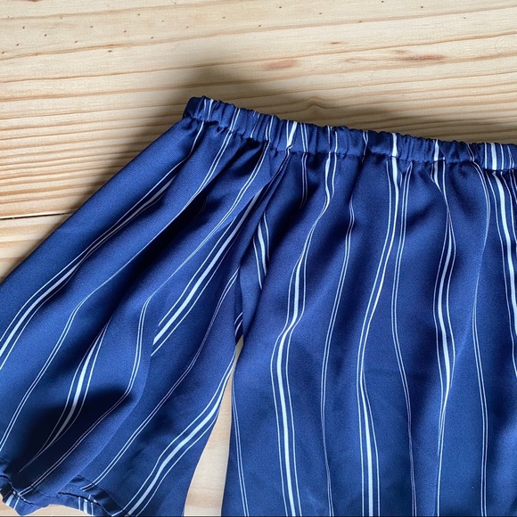 Boho Off The Shoulder Crop Top with Tie - Picture 3 of 5